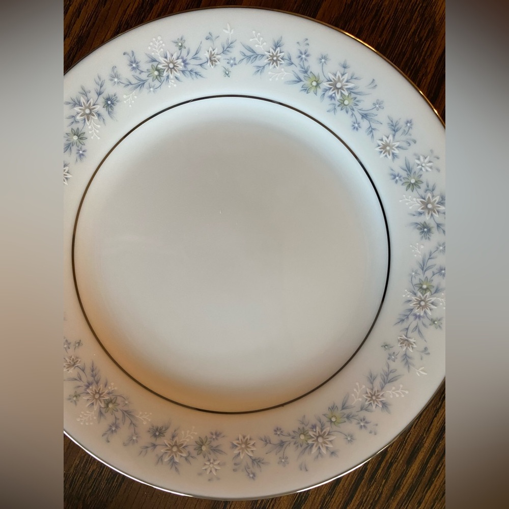 Noritake Marywood 2181 China Set For 16 Settings FULL SERVICE